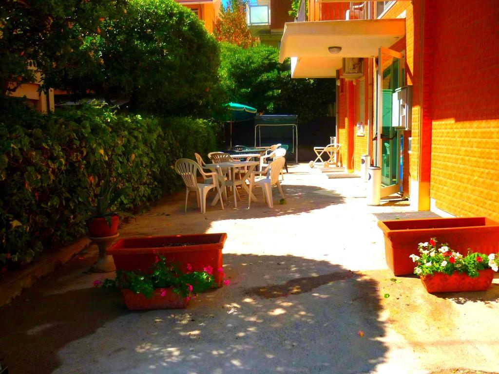 Hotel Maena Rimini Room photo